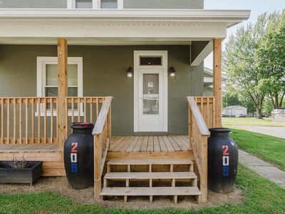 209 S Main St