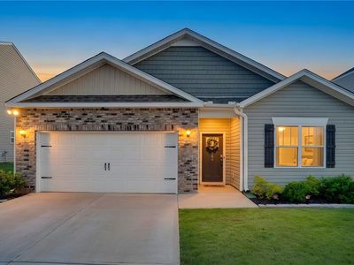 204 Fountain Oak Ln