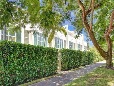 1703 NE 5TH Court #1703