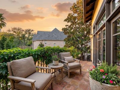 16 Lana Ln Unit B