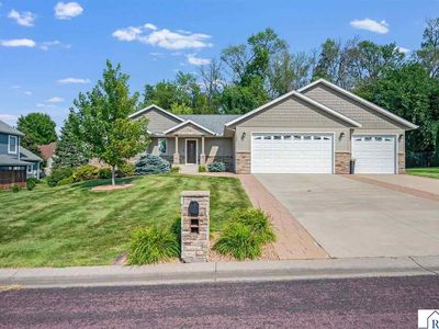 105 Hidden Oaks Cir