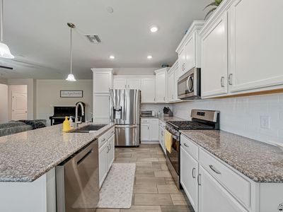 6051 E Morning Ln