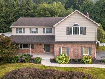 1328 Edgewood Dr