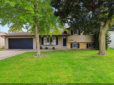 2578 Vicki Ln