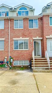 33 Lillie Ln