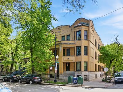 559 W Fullerton Pkwy APT 1W
