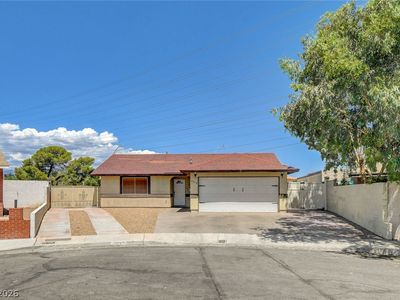 7330 Clearwater Cir