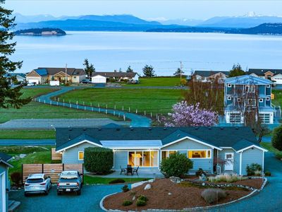 1387 Scenic Heights Road