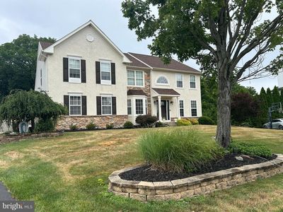 1015 Hickory Ridge Dr