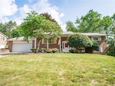 Property at 511 Bachtel St SE, North Canton, OH