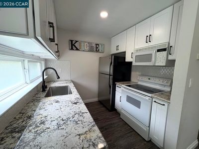 810 Oak Grove Rd APT 111