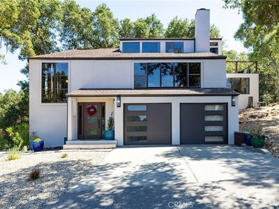 2570 Alturas Rd