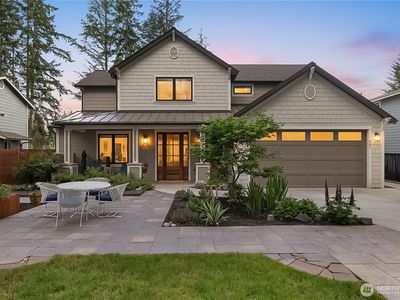 1061 E Ballantrae Drive