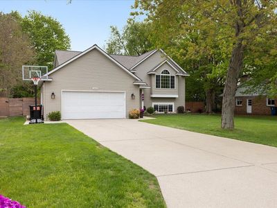 1802 Cedar Tree Dr
