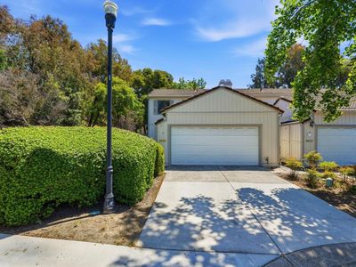 3 Arete Ct