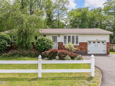 102 Evans Road