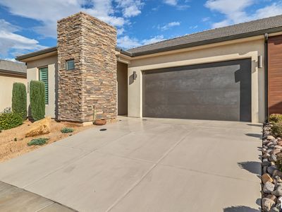 1246 W Felter Dr