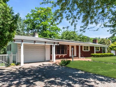 39 Court Drive