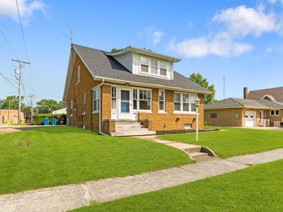 Property at 312 W 5th St, Minonk, IL