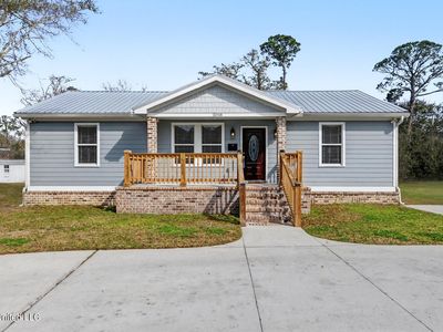 2058 Pascagoula St