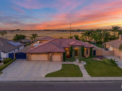 15056 Redwood Springs Dr