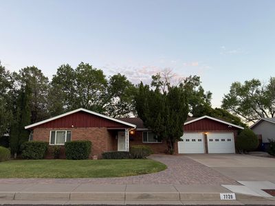 7720 El Conde Ave NE