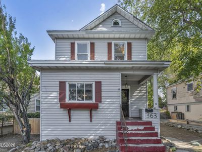 363 Roberts St