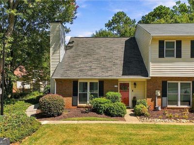 1280 Jamestowne Trl