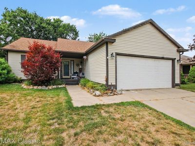 1270 Edgebrook Dr