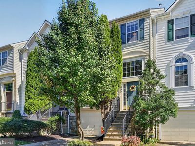 4853 Waltonshire Cir