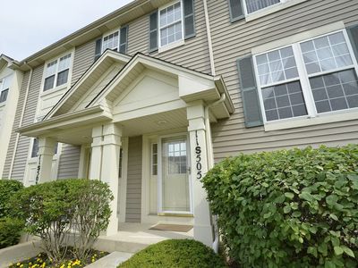 11S505 Rachael Ct