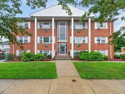 924 Main St APT 23