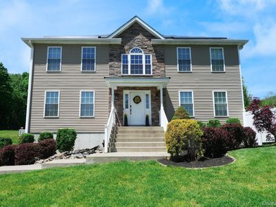 94 Robinson Lane