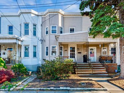 526 Avenue E