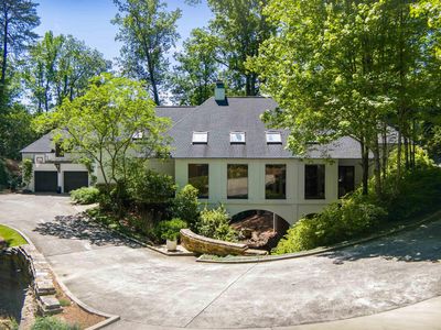 2211 Lane Park Rd