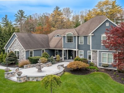 47 Symphony Dr