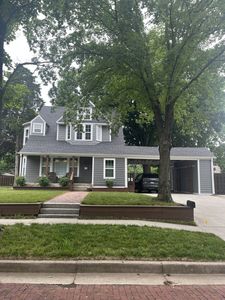 921 S Evergreen Ave
