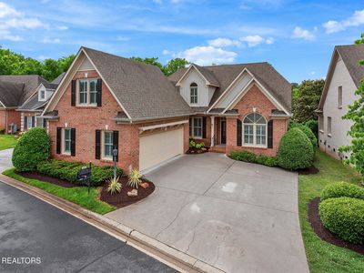 1105 Highgrove Garden Way