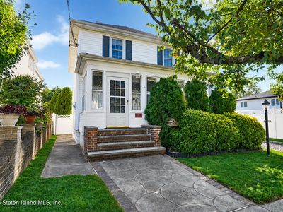 147 Sprague Ave