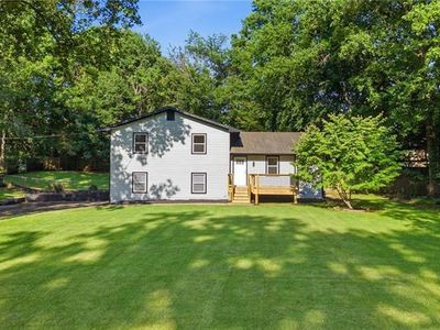 2420 Red Fox Run NW