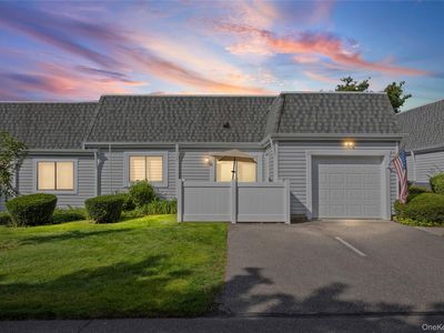 204 Bentley Court E #204