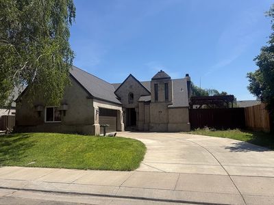 868 Cinnamon Teal Ct