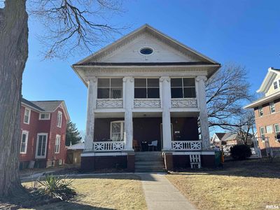 Property at 560 N Chambers St, Galesburg, IL