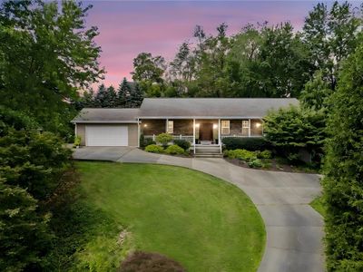 4 Sunnyside Ave