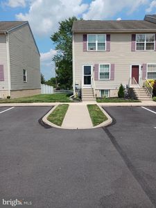 12 Carriage Knoll Ct