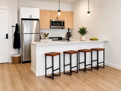 635 Main St #112