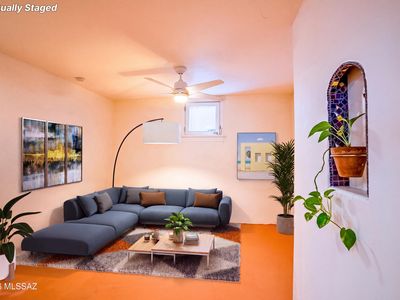 1011 S 8th Ave