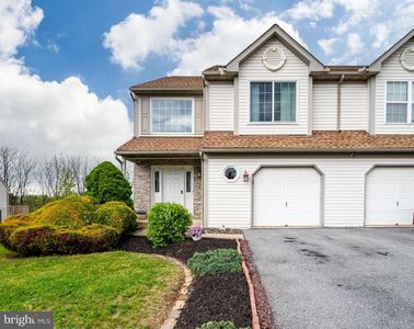 104 Michigan Dr