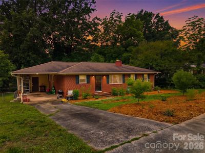 605 W 19th Ave