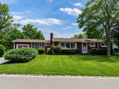18 Leslie Rd